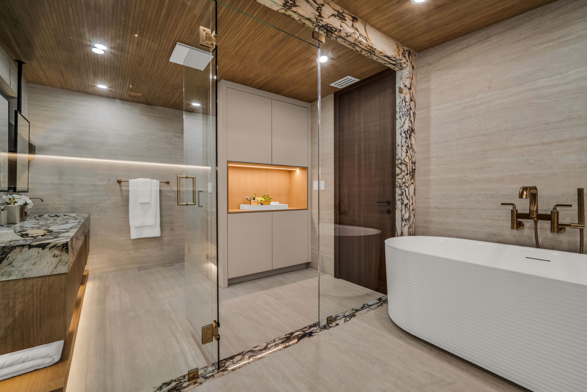 Master suite